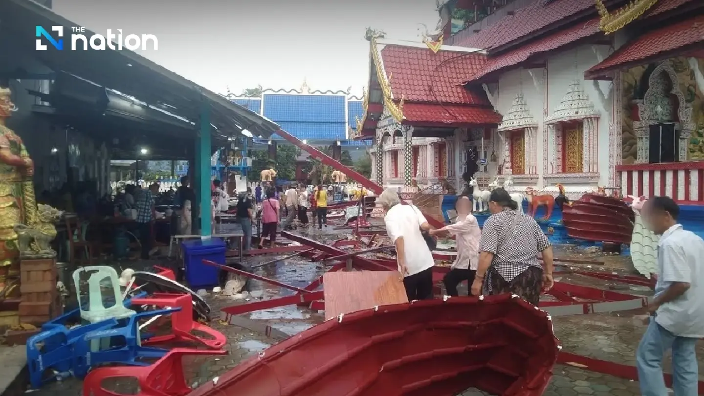 Storms hit Chiang Mai districts for second day, hundreds of households affected Storms hit Chiang Mai districts for second day, hundreds of households affected