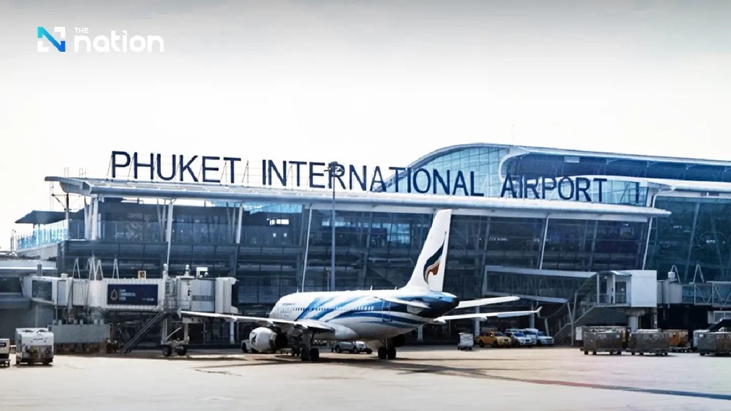 Phuket hits new daily flight record: 393 flights, 71,613 passengers; 14m annual target