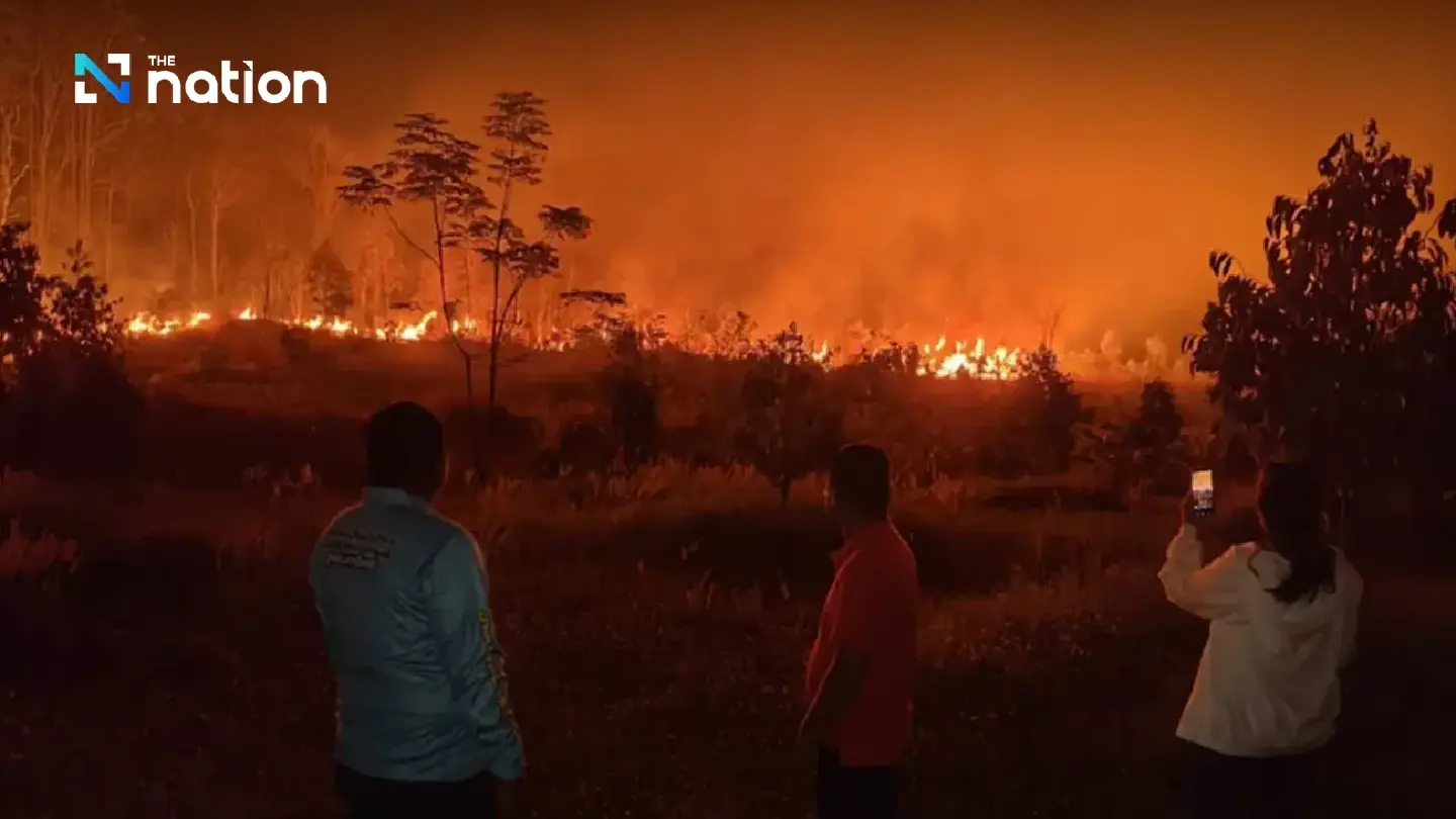 Government deploys aircraft to battle Sakaerat Fire in Nakhon Ratchasima, with 10 water-bombing missions