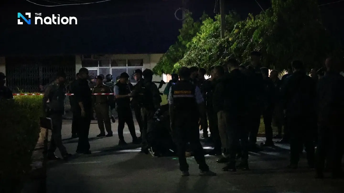 Police file six charges after school shooting in Songkhla; governor visits injured students’ families Police file six charges after school shooting in Songkhla; governor visits injured students’ families