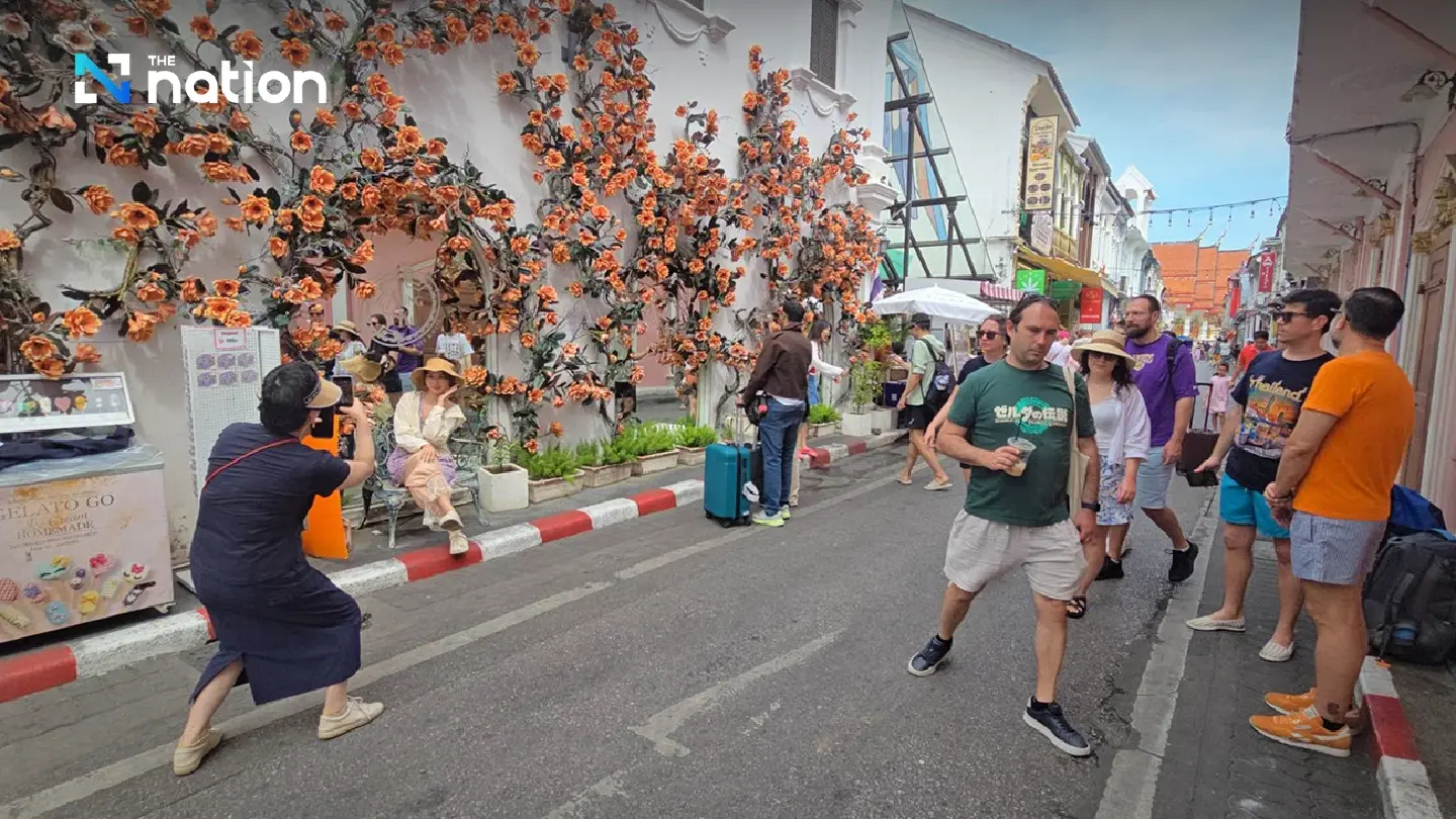 Phuket Chinese New Year draws crowds to Old Town check-in spots Phuket Chinese New Year draws crowds to Old Town check-in spots