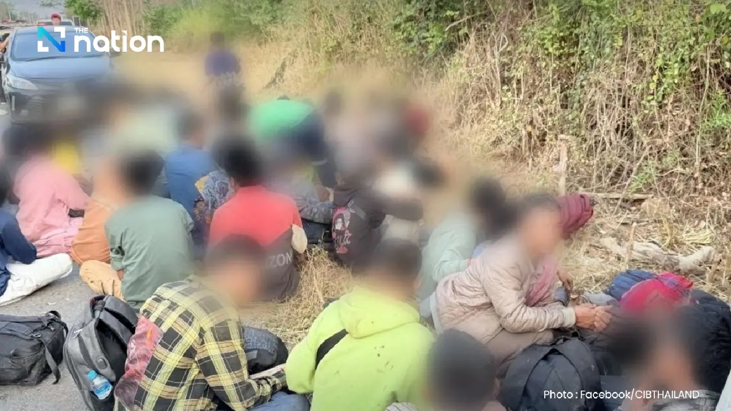 Police chase ends in crash, 21 injured as truck with 44 Myanmar migrants overturns in Kanchanaburi Police chase ends in crash, 21 injured as truck with 44 Myanmar migrants overturns in Kanchanaburi
