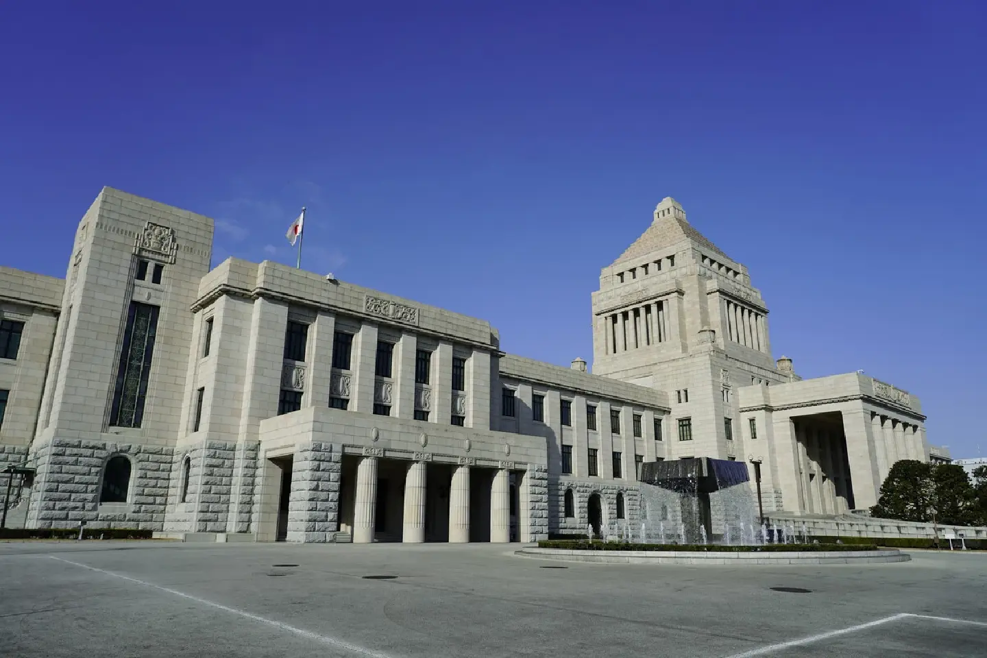 LDP fund scandal, Centrist party security policy rapped on social media