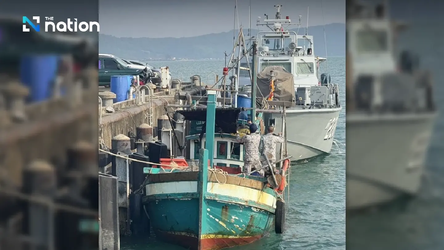Navy confirms Cambodian fishing boat seized in Thai waters Navy confirms Cambodian fishing boat seized in Thai waters