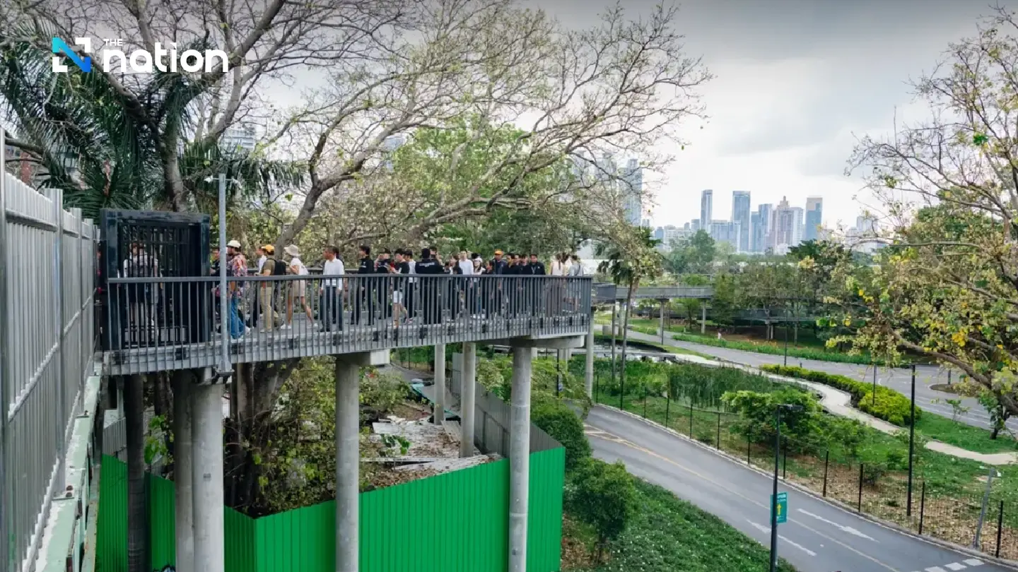 New 'Green Bridge' connects Lumpini and Benjakitti parks, set to finish by mid-2026 New 'Green Bridge' connects Lumpini and Benjakitti parks, set to finish by mid-2026