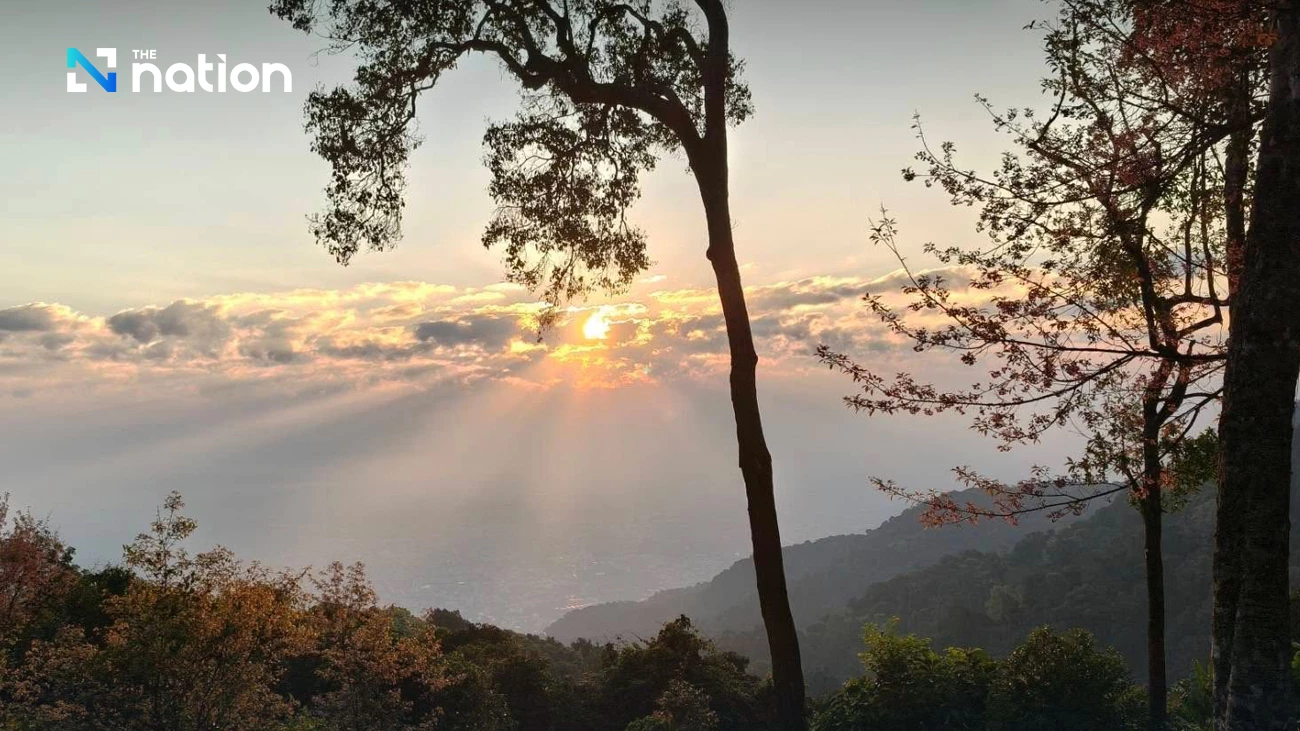 Thailand warms up 1–3°C as China cold air weakens; heavy rain in South