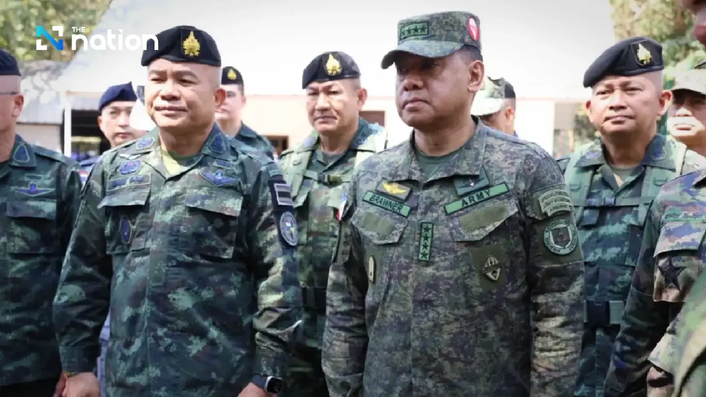 Second Army Area chief hosts Philippine armed forces chief on border visit to alleged scam hub near Chong Chom Second Army Area chief hosts Philippine armed forces chief on border visit to alleged scam hub near Chong Chom