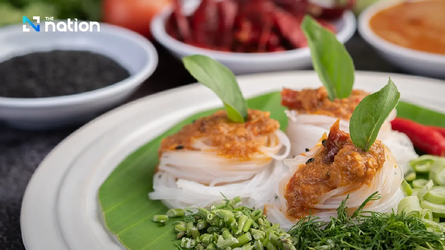 Oil surge from Middle East war hits Thai restaurant bookings