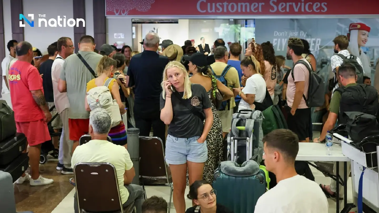Global aviation chaos as Middle East airspace shuts for second day, stranding travellers