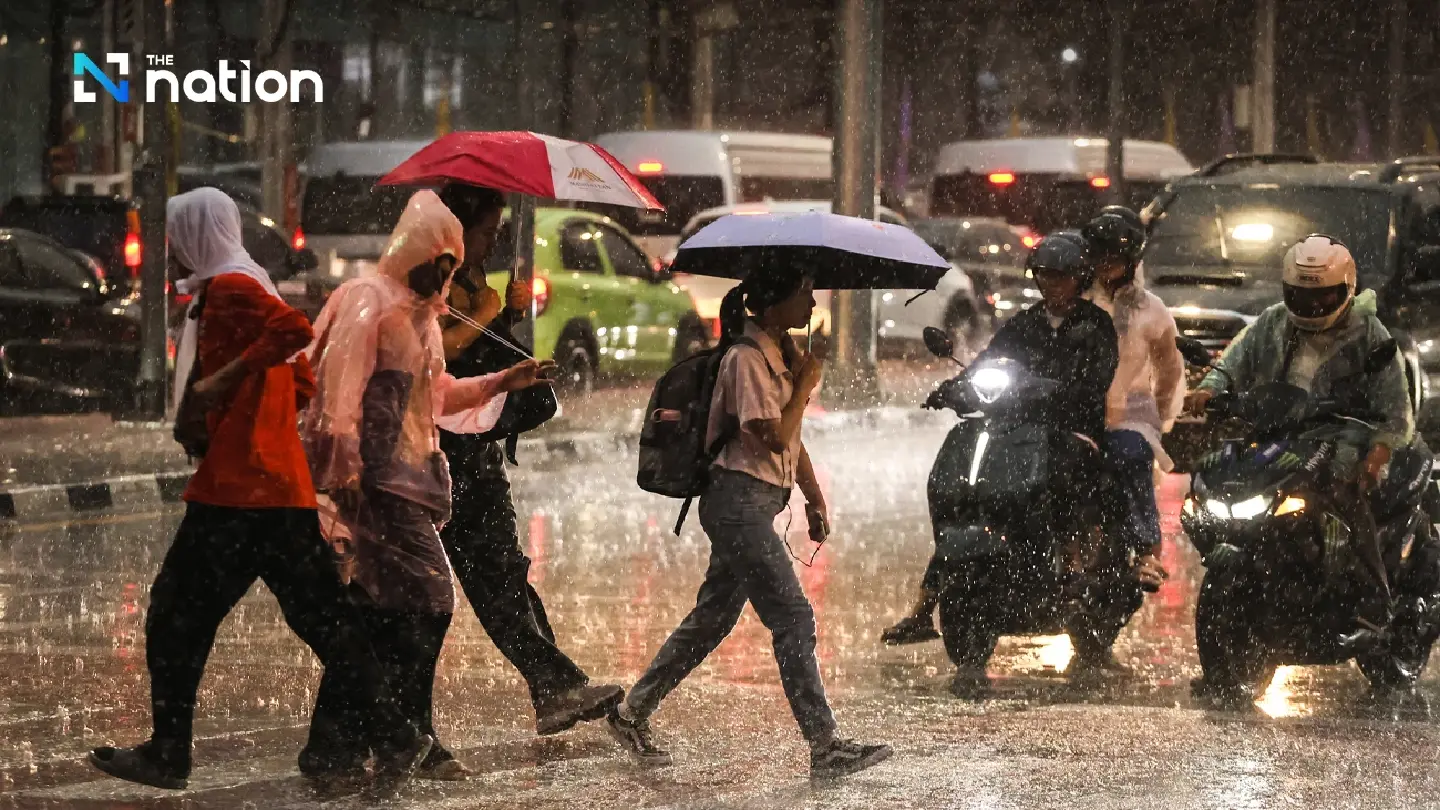 TMD warns 24 provinces, including Bangkok, of rain and strong winds