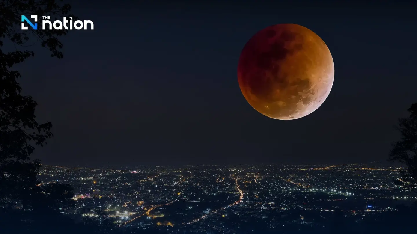 Brick-red Moon rises tonight in rare total lunar eclipse