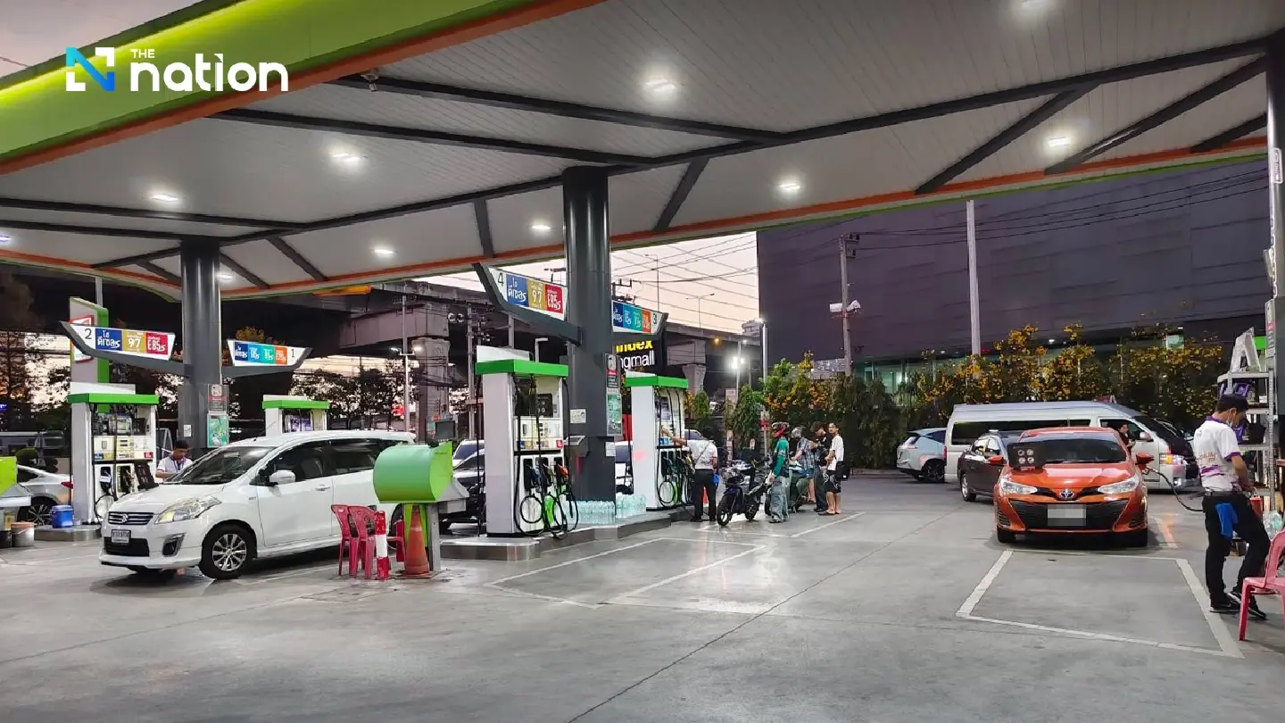 Energy Ministry says petrol stations remain open as usual