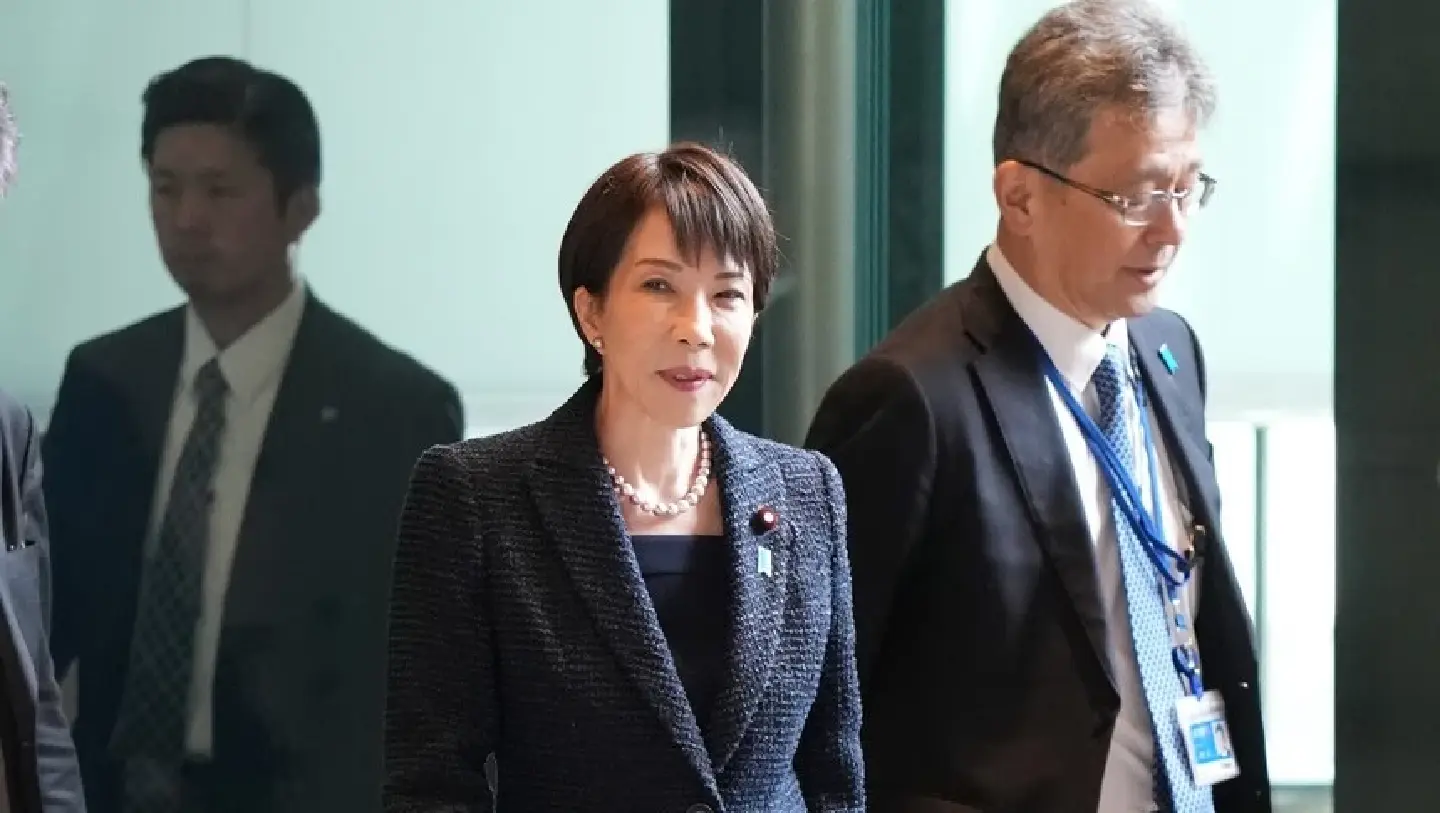 Japan OKs bills for full coverage of childbirth costs