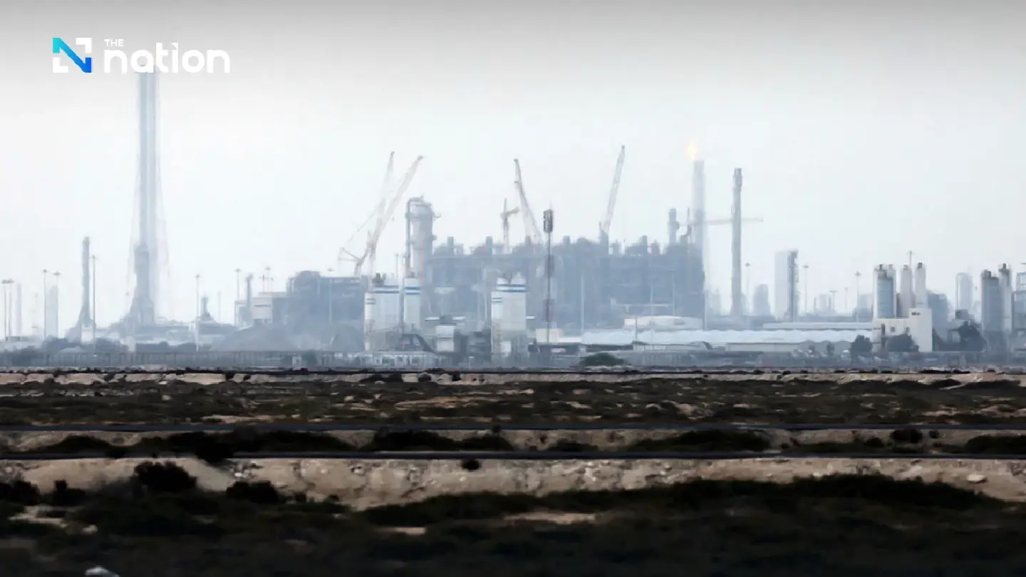 Iran hits Gulf energy sites as Qatar gas hub burns and Saudi fury grows