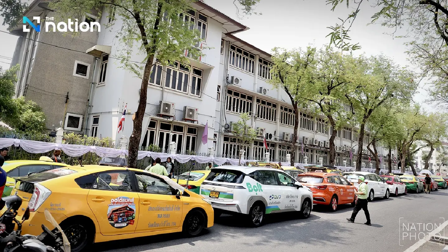 Thai Transport Ministry moves to regulate app-based hire-car safety