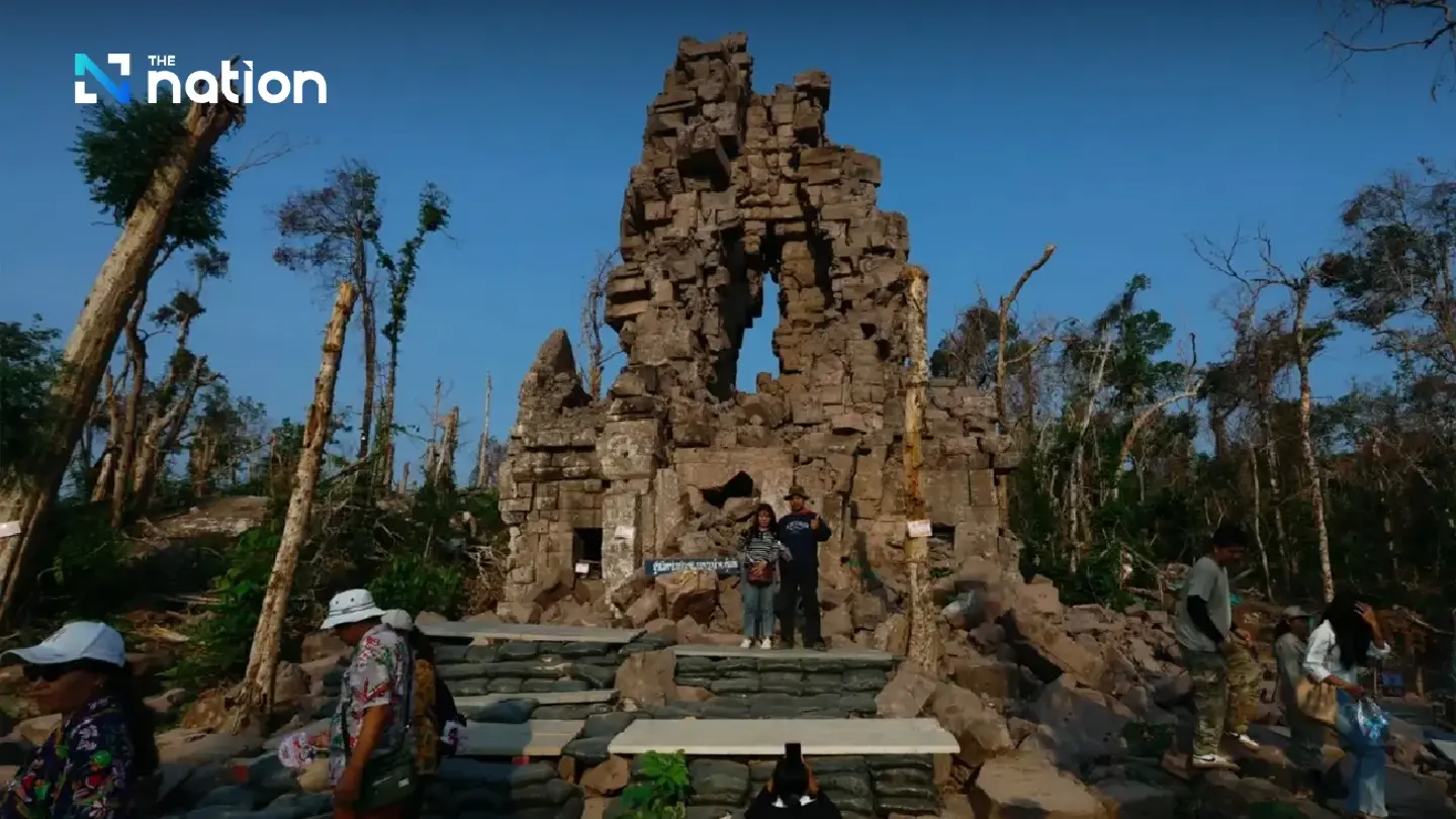 Crowds flood Prasat Ta Kwai and Hill 350, prompting new visiting hours Crowds flood Prasat Ta Kwai and Hill 350, prompting new visiting hours
