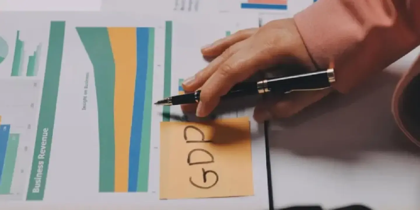 Thai government to review fiscal framework amid Middle East conflict