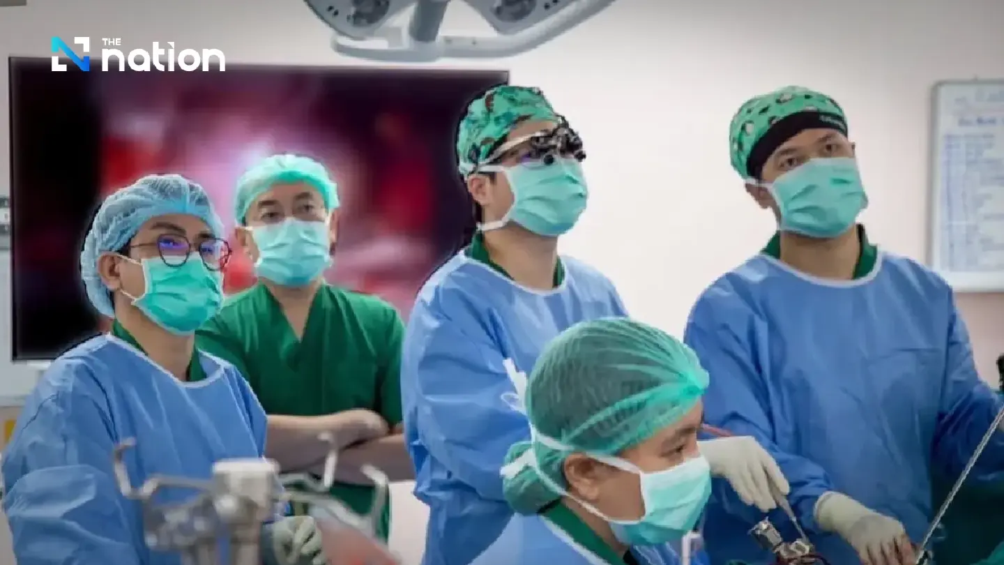 Rajavithi Hospital completes first robot-assisted heart surgeries Rajavithi Hospital completes first robot-assisted heart surgeries