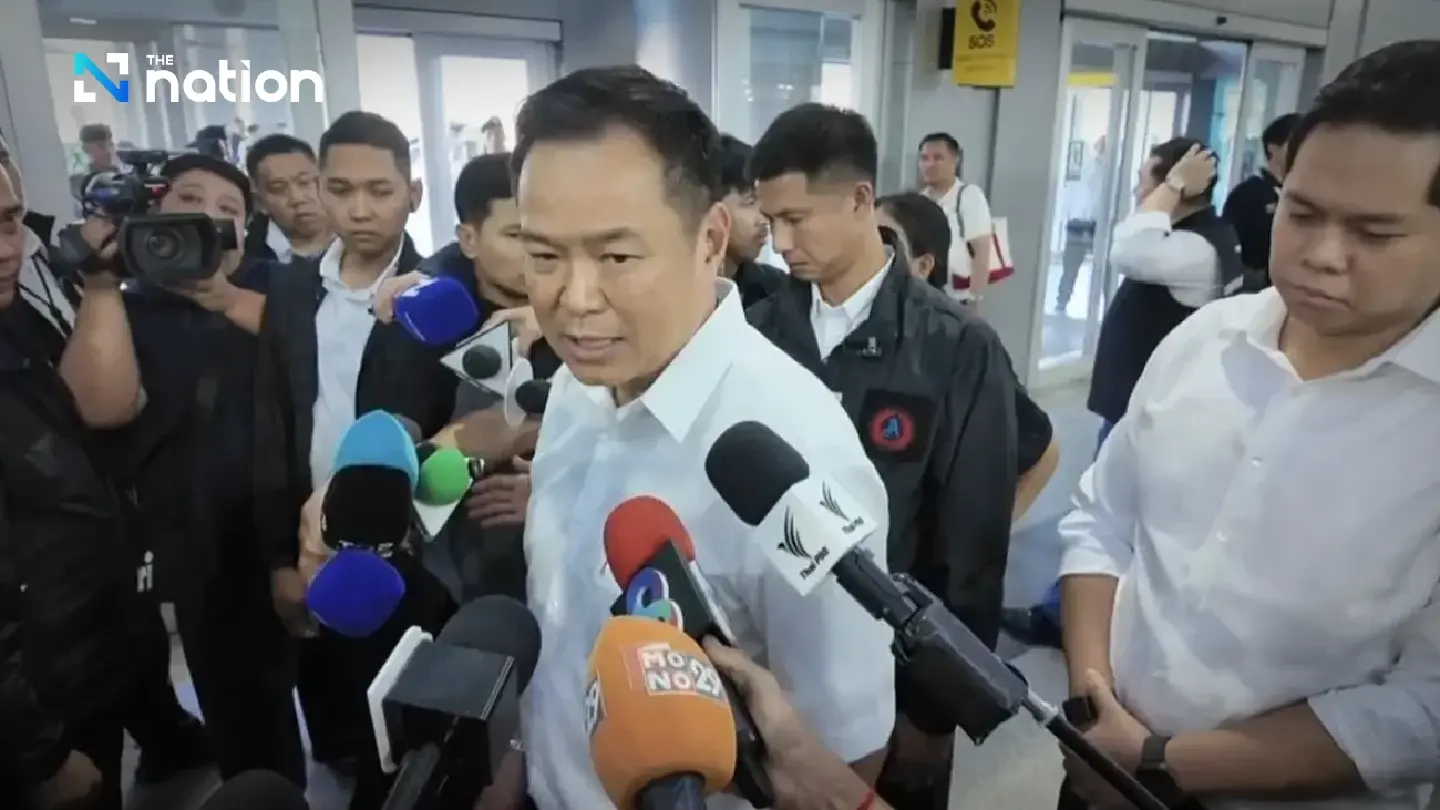 PM Anutin Defends Fuel Policy During Songkran Transport Hub Inspection PM Anutin Defends Fuel Policy During Songkran Transport Hub Inspection