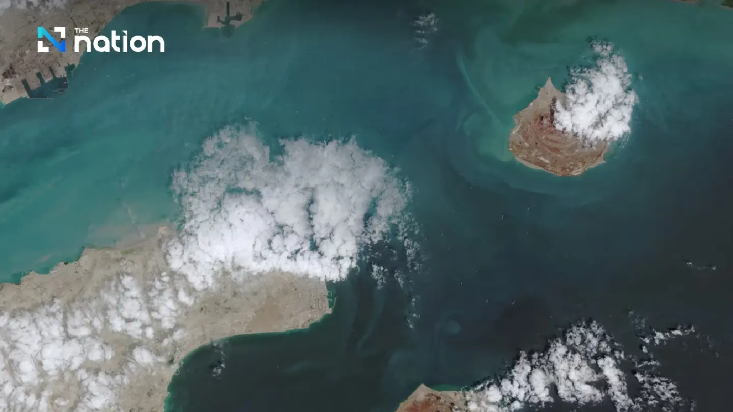 Strait of Hormuz thrown back into turmoil after brief reopening