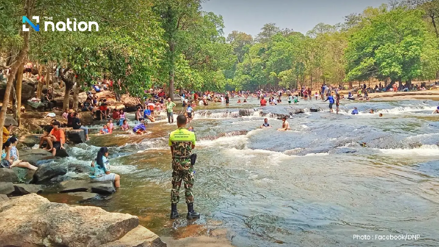 Family Day brings free entry to national parks as Songkran visits near 300,000 Family Day brings free entry to national parks as Songkran visits near 300,000