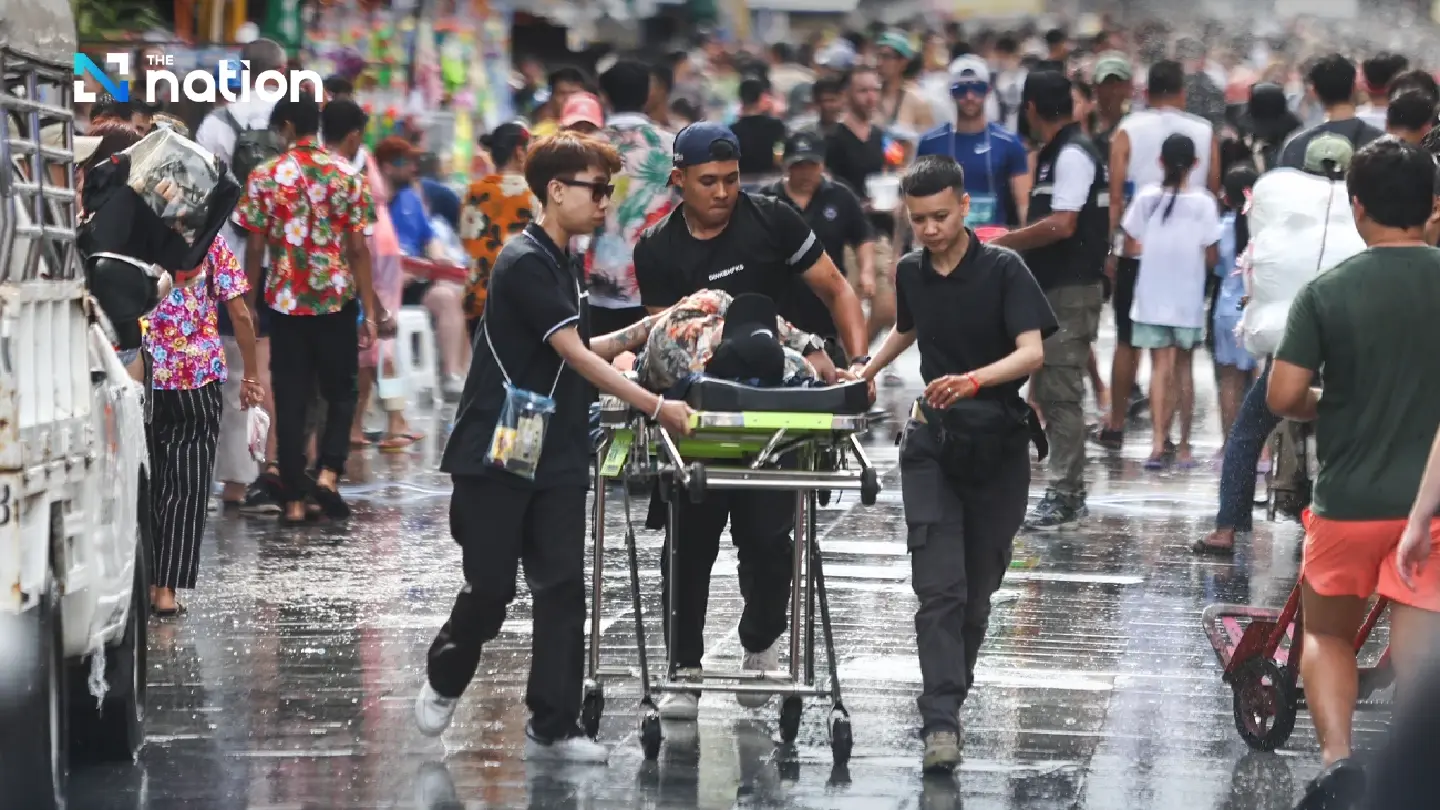 Bangkok warns Songkran crowds as heat index reaches danger level Bangkok warns Songkran crowds as heat index reaches danger level