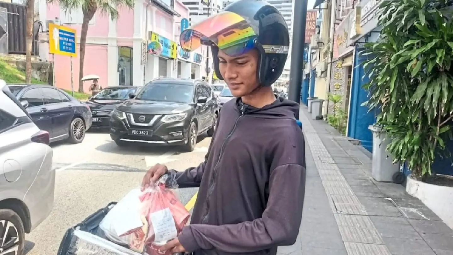 Middle East conflict hits Malaysian food riders as orders fall