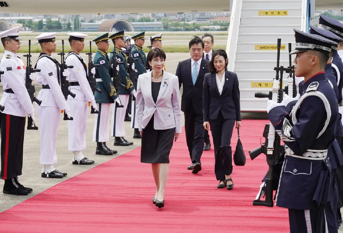 Japan and South Korea weigh stronger energy security cooperation