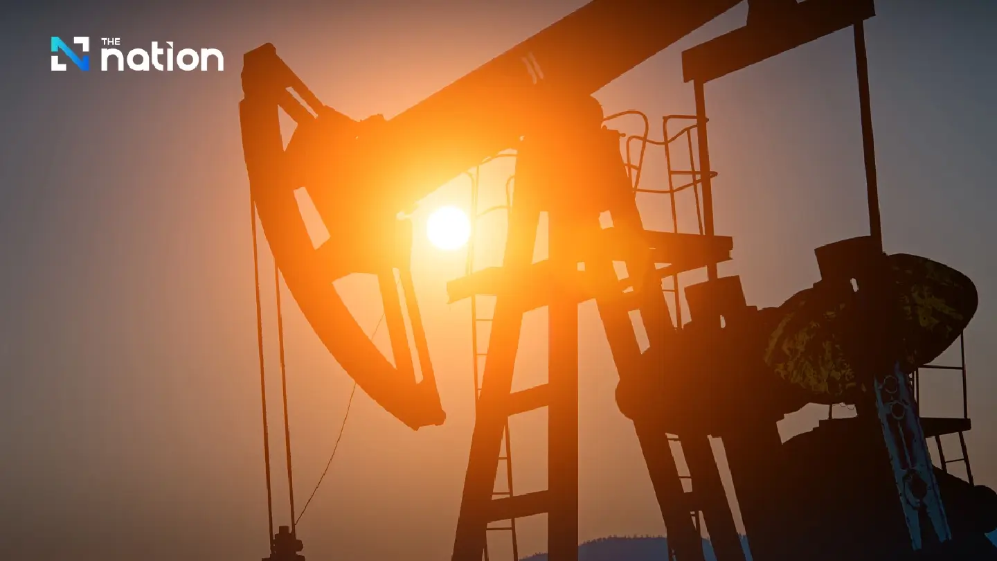 Oil gains as fragile Iran ceasefire keeps Hormuz largely shut Oil gains as fragile Iran ceasefire keeps Hormuz largely shut