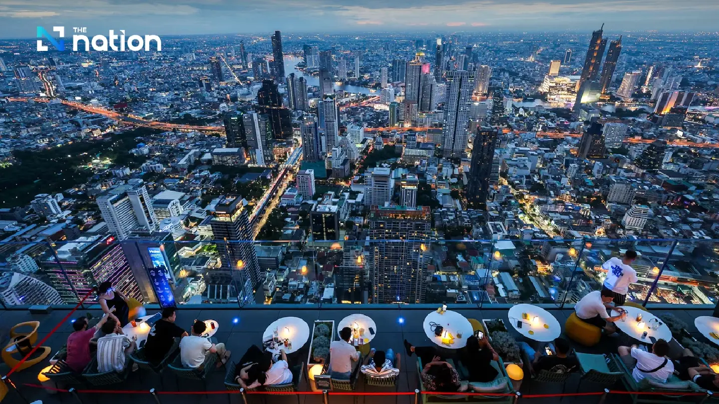 Hotels and airlines defy Middle East crisis with Q1 profits Hotels and airlines defy Middle East crisis with Q1 profits