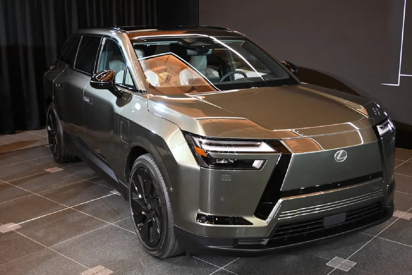 Toyota unveils Lexus TZ as Lexus’ first electric three-row SUV