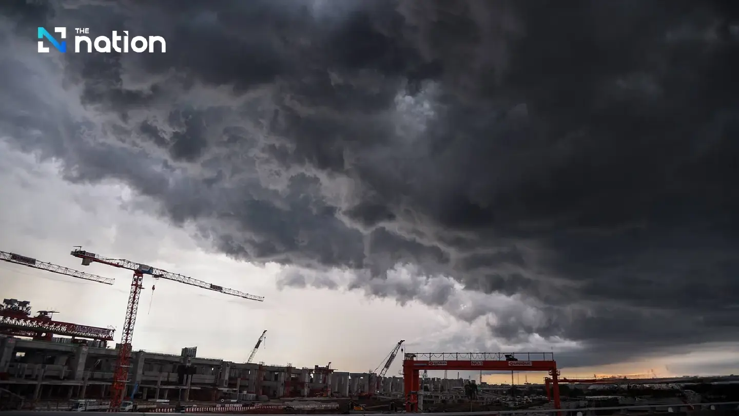 Southwest monsoon brings heavy rain across Thailand Southwest monsoon brings heavy rain across Thailand