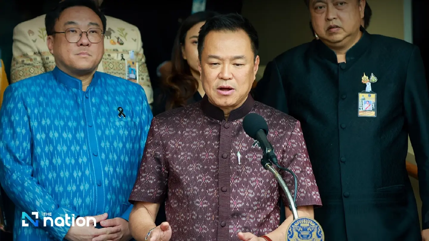 Anutin vows 400bn-baht loan decree will proceed despite court challenge