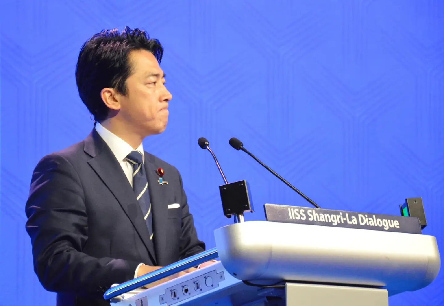 Japan's Koizumi concentrated on wording over China at security summit Japan's Koizumi concentrated on wording over China at security summit