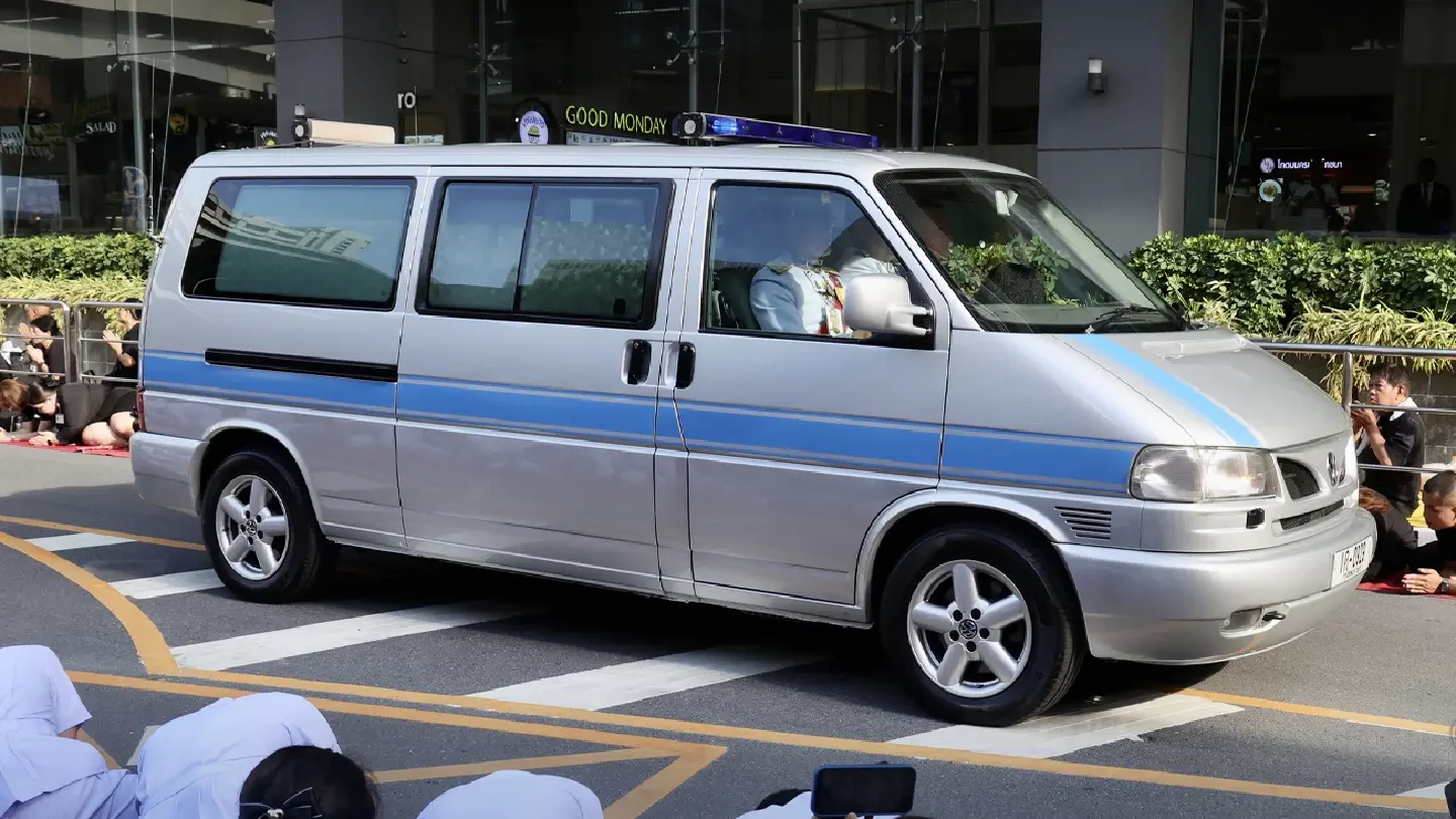 Solemn procession: Princess’s royal remains transferred to Grand Palace
