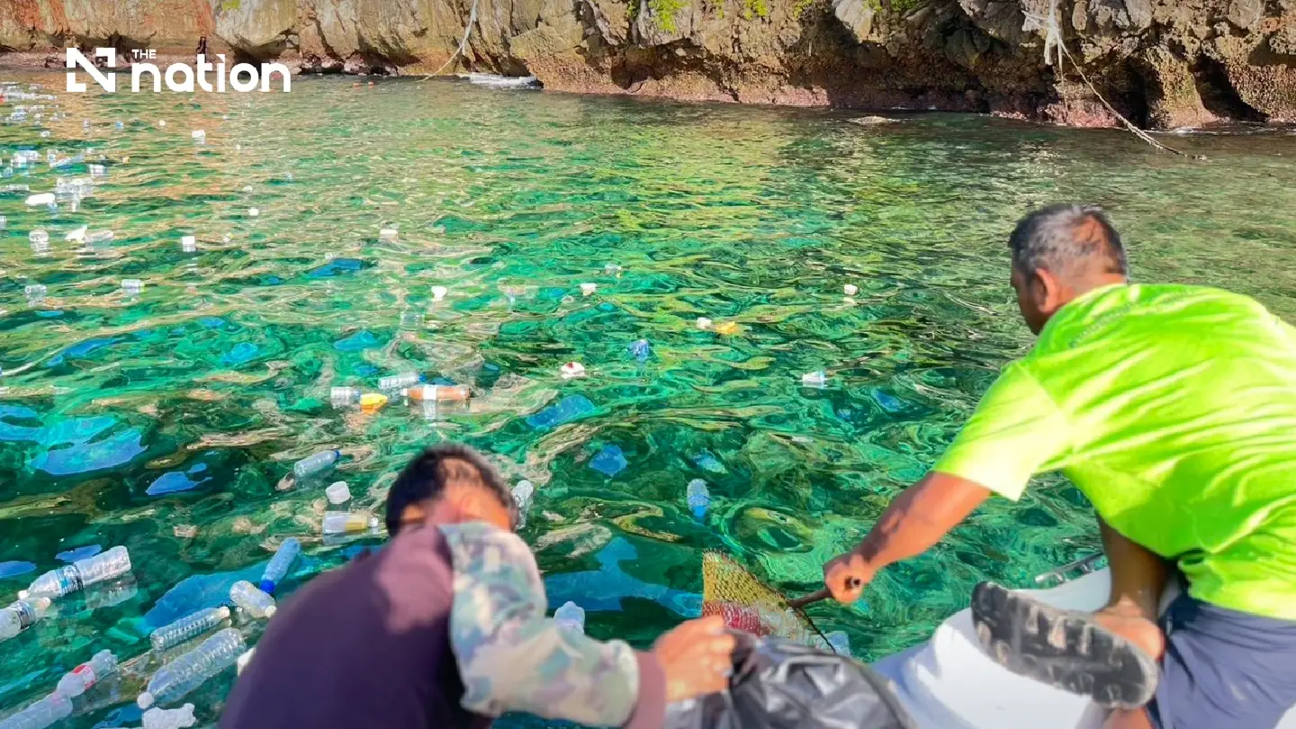 Plastic bottles blanket Phi Phi Leh bay as Thailand’s marine waste threat grows Plastic bottles blanket Phi Phi Leh bay as Thailand’s marine waste threat grows