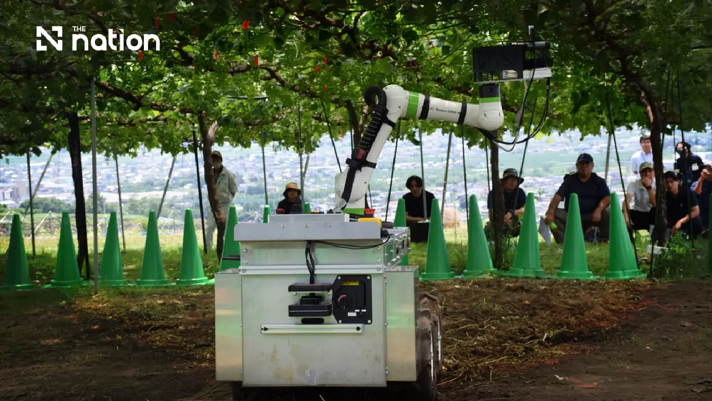 Robot to support grape cultivation demonstrated in Central Japan Robot to support grape cultivation demonstrated in Central Japan