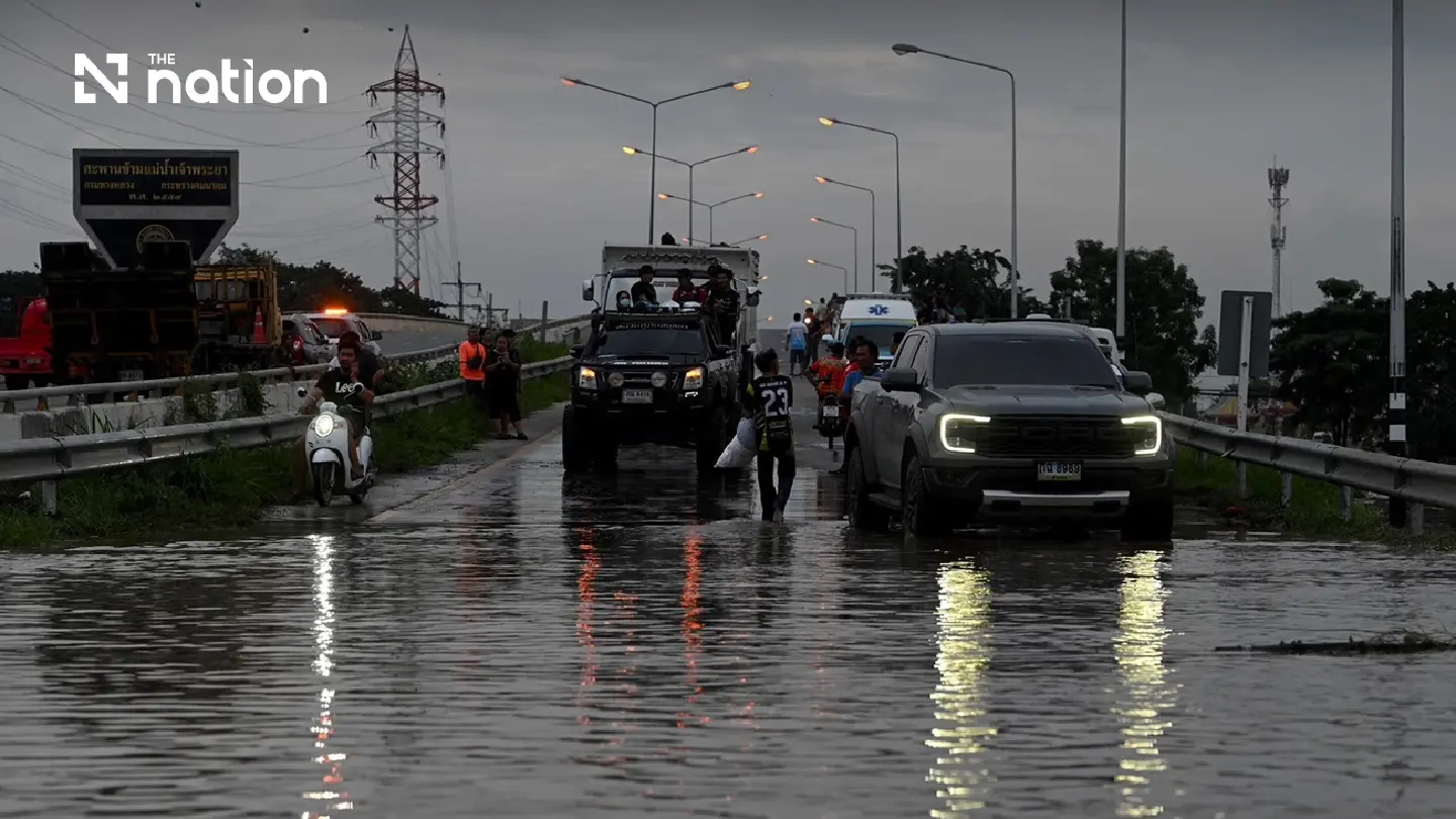 DDPM warns six central provinces and Bangkok over high tides DDPM warns six central provinces and Bangkok over high tides