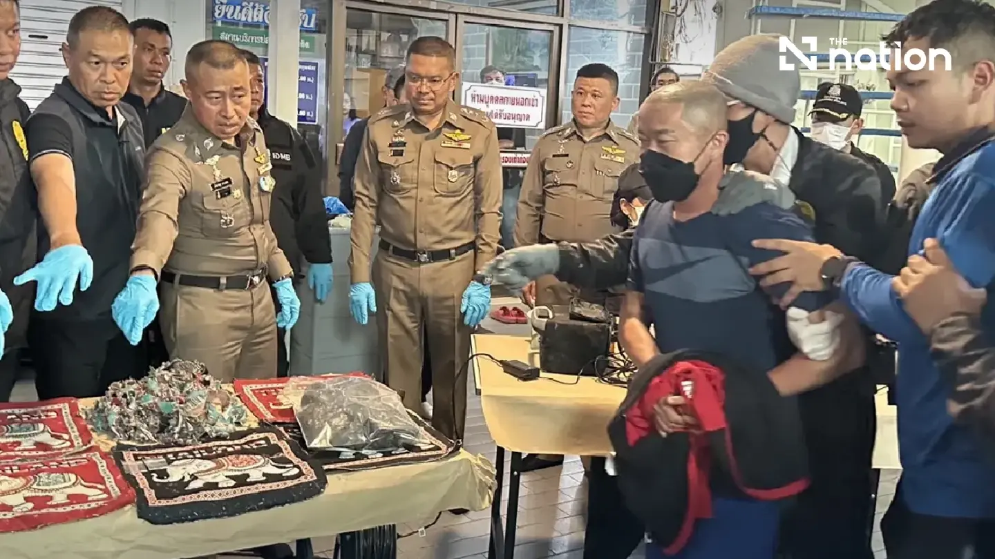 Police uncover Ayutthaya hideout in flight attendant heroin case Police uncover Ayutthaya hideout in flight attendant heroin case