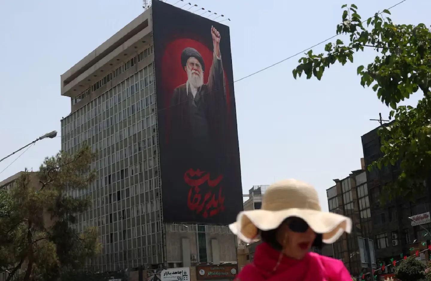 Iranian official links attack suspension to pause in US strikes Iranian official links attack suspension to pause in US strikes