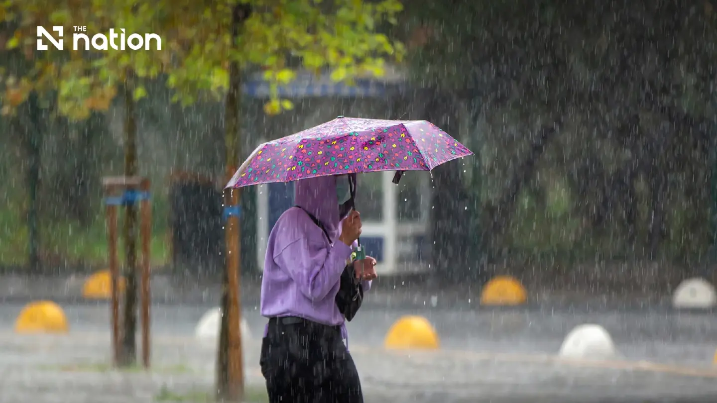 Heavy rain hits 29 provinces as waves top four metres Heavy rain hits 29 provinces as waves top four metres