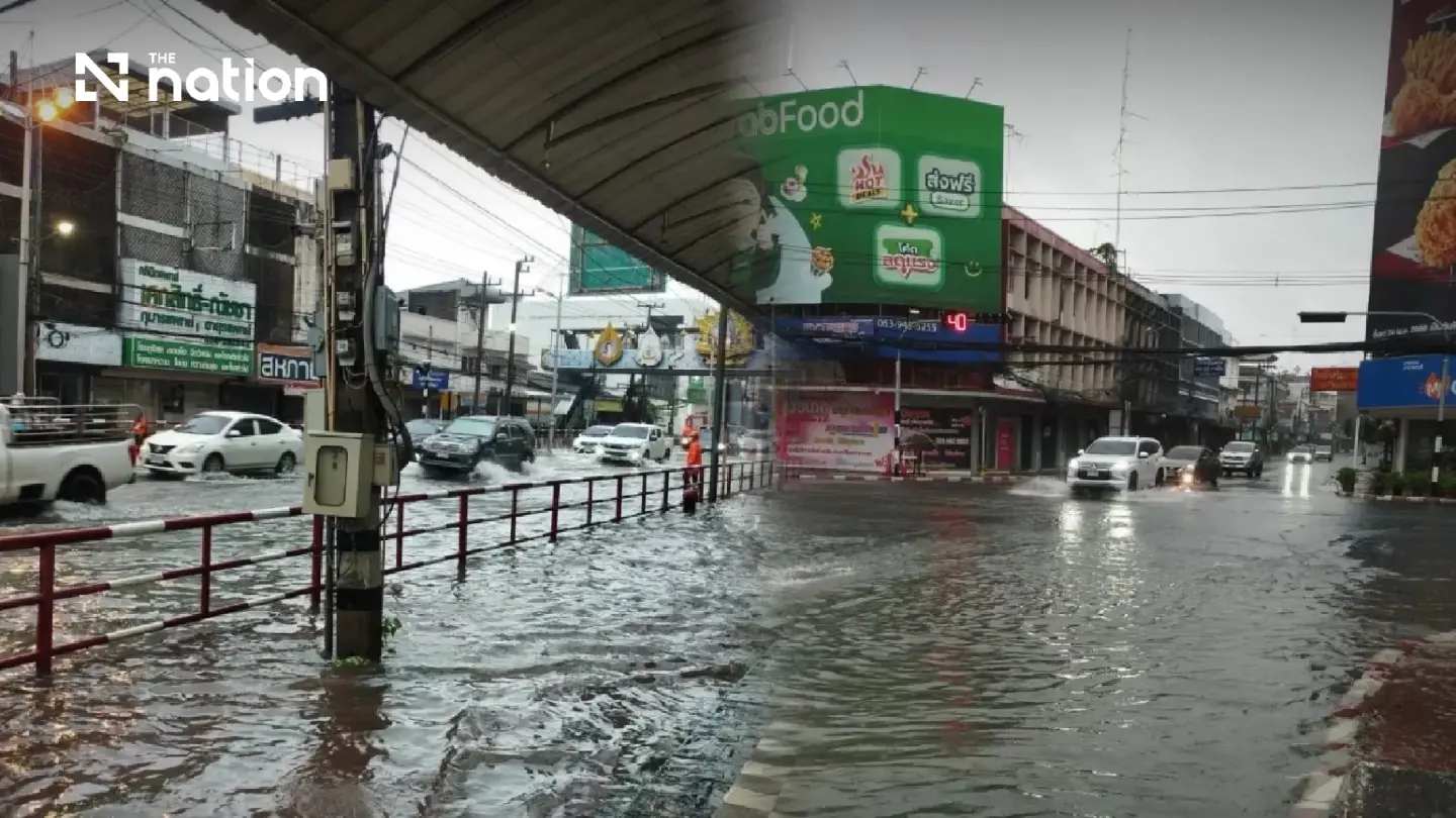 Chon Buri roads flooded as heavy rain hits Sukhumvit and Pattaya-bound routes Chon Buri roads flooded as heavy rain hits Sukhumvit and Pattaya-bound routes