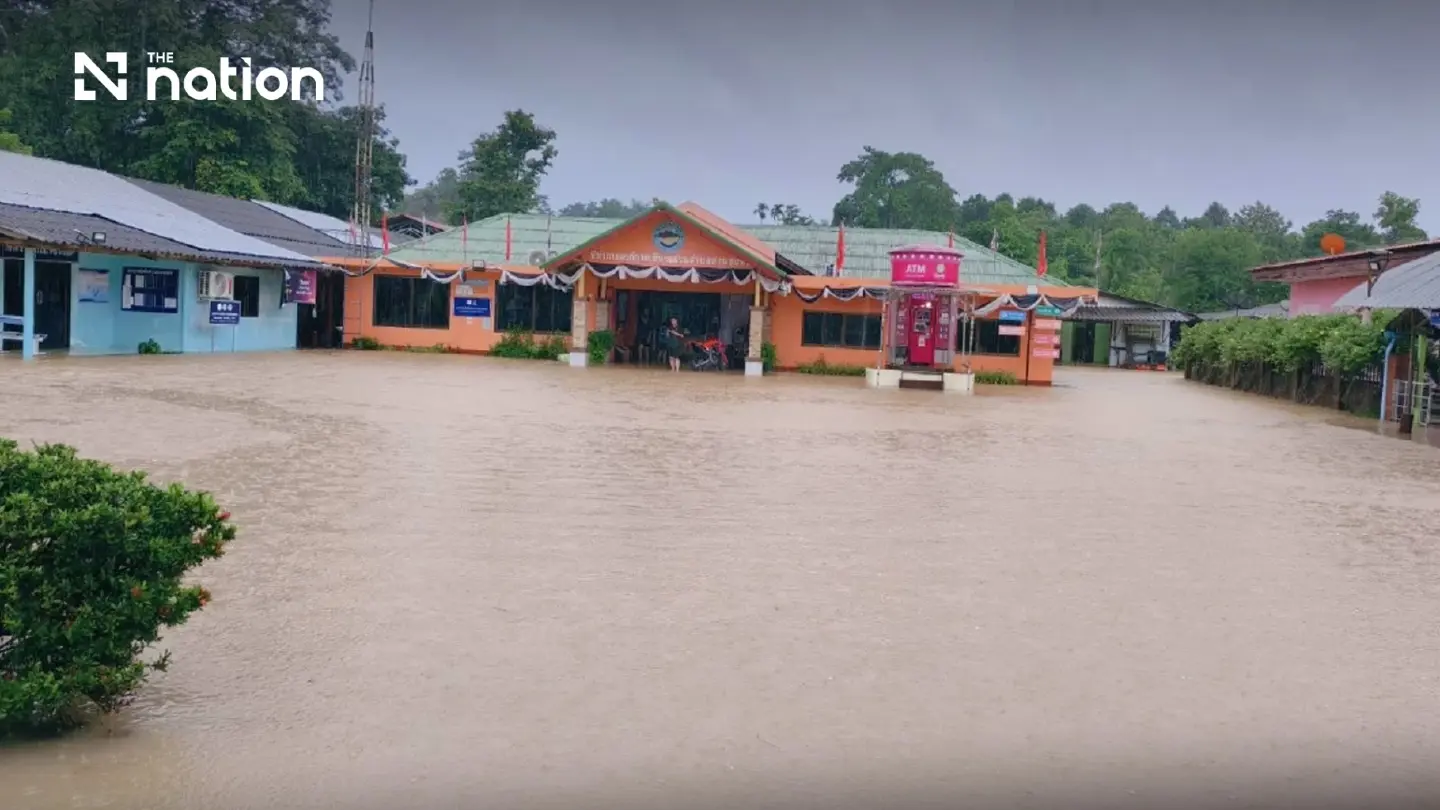 Maysak triggers flash floods in Trat as DDPM deploys 30 rescue boats Maysak triggers flash floods in Trat as DDPM deploys 30 rescue boats