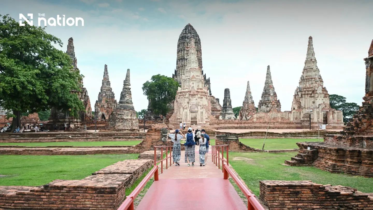 Wat Chaiwatthanaram: The Temple That Rose Again Wat Chaiwatthanaram: The Temple That Rose Again