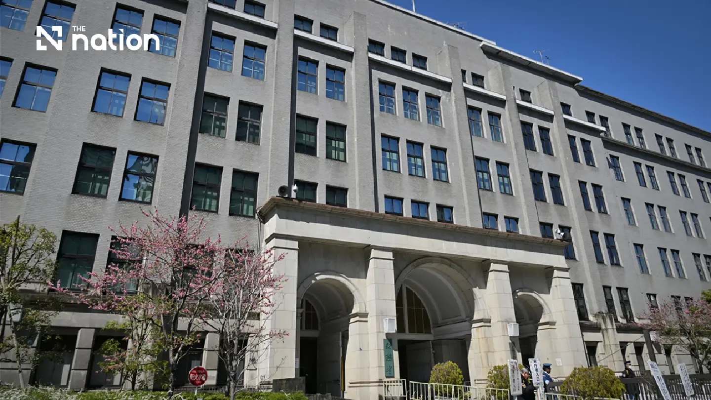 Japan’s first-half trade deficit narrows amid export growth Japan’s first-half trade deficit narrows amid export growth
