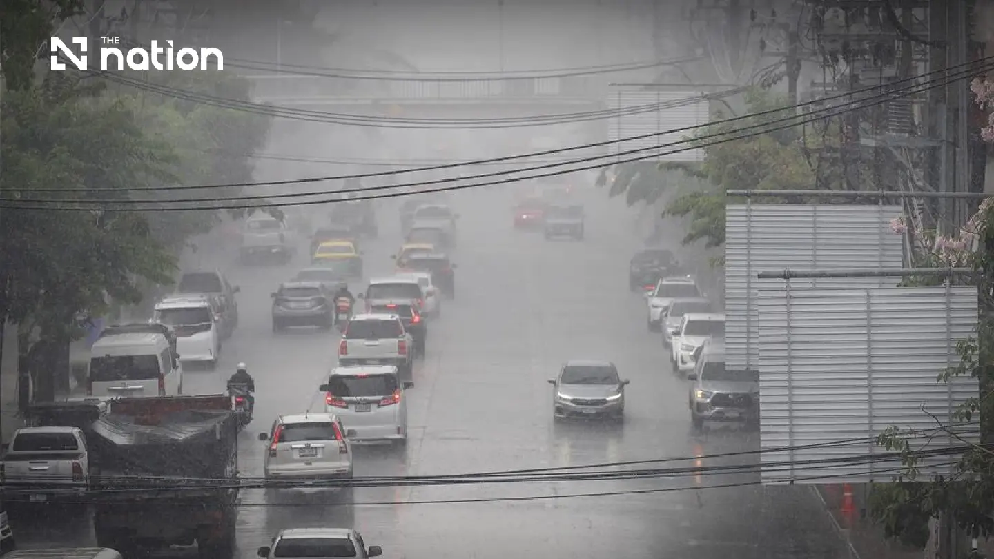 Heavy rain raises flash-flood risk in North and Northeast Heavy rain raises flash-flood risk in North and Northeast