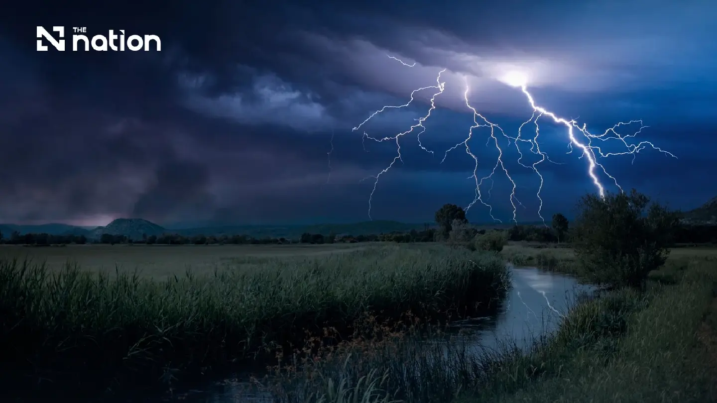 Monsoon downpours put four Thai regions on flood alert Monsoon downpours put four Thai regions on flood alert
