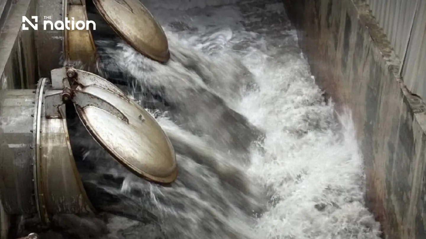 Bangkok activates 50 district flood centres for heavy rain Bangkok activates 50 district flood centres for heavy rain