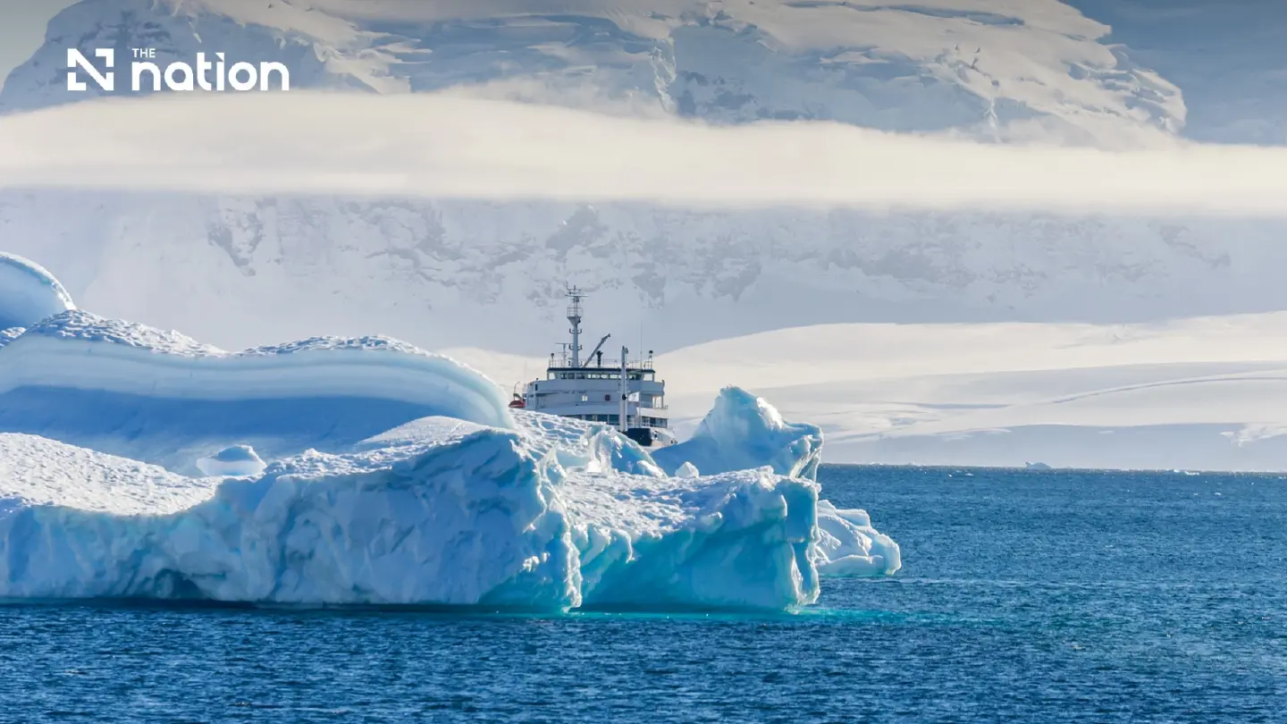 At least 25 guides quit over Antarctic tourism impact At least 25 guides quit over Antarctic tourism impact