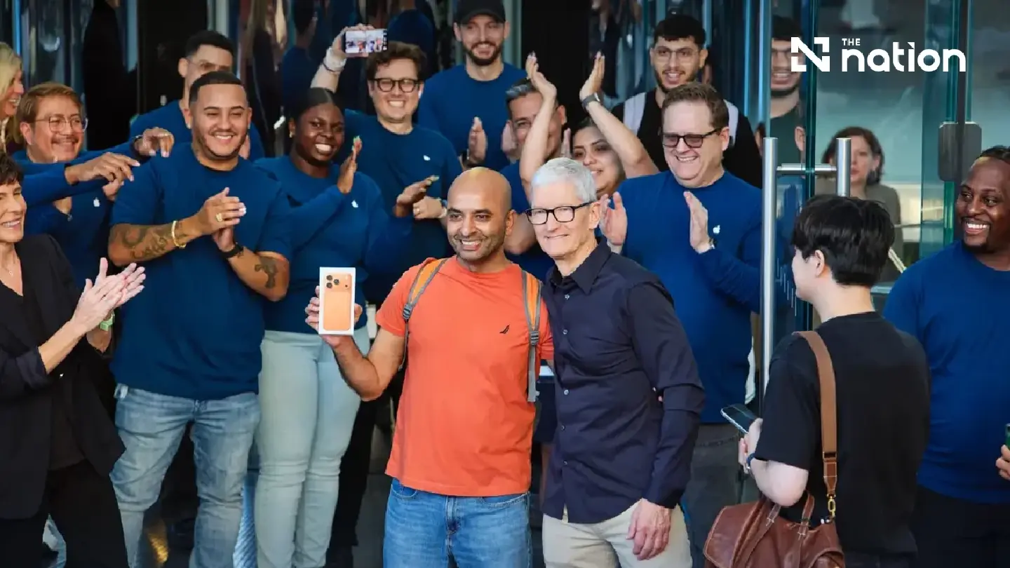 Tim Cook ends 15-year Apple CEO tenure as Ternus takes over Tim Cook ends 15-year Apple CEO tenure as Ternus takes over